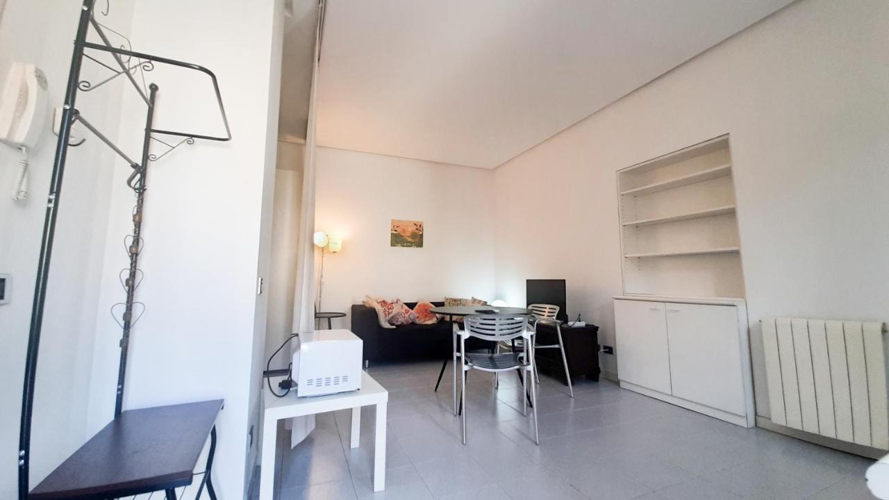 Joivy Light Isola Studio Milano Eksteriør billede