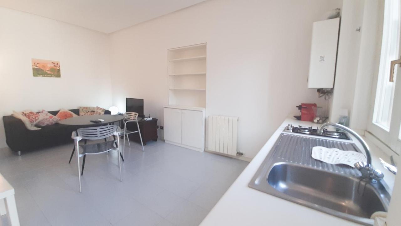 Joivy Light Isola Studio Milano Eksteriør billede